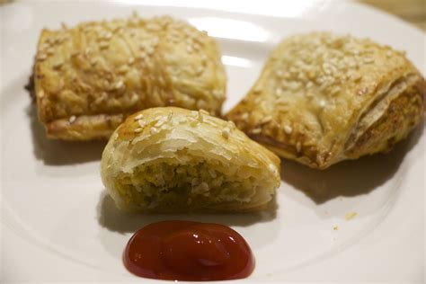 Vegetarian Sausage Rolls – Sweet Saffron Spice