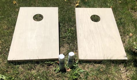 DIY Painted Cornhole Boards - momhomeguide.com