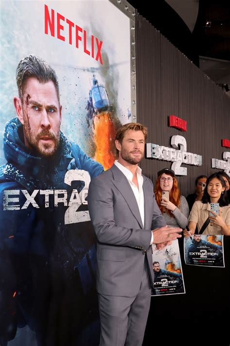 Chris Hemsworth, Golshifteh Farahani and Olga Kurylenko at the EXTRACTION 2 Madrid Premiere ...