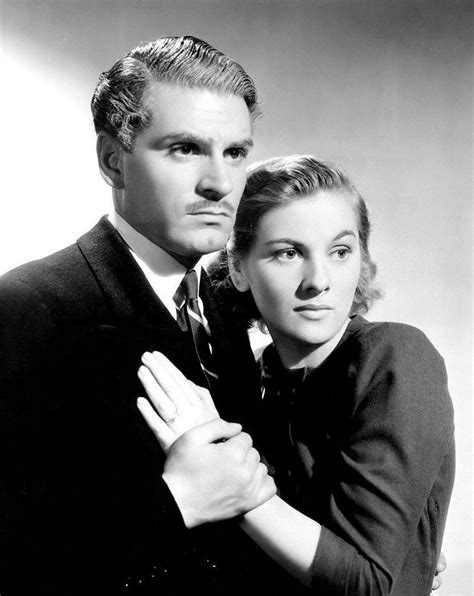 Laurence Olivier and Joan Fontaine, publicity photo for Rebecca (Alfred Hitchcock, 1940) Old ...