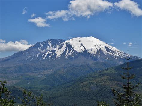 Mount St Helens - Mountain in Washington - Thousand Wonders