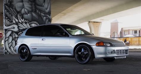 This Honda Civic "V8 Killer" Is A 700-HP Sleeper | HotCars