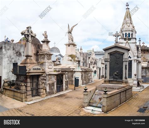 La Recoleta Cemetery Image & Photo (Free Trial) | Bigstock