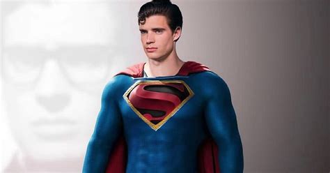 David Corenswet becomes the new Superman in spectacular fan art and it ...