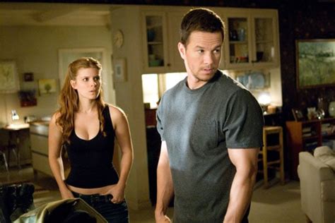 Bild zu Kate Mara - Shooter : Bild Mark Wahlberg, Kate Mara - Foto 100 von 103 - FILMSTARTS.de