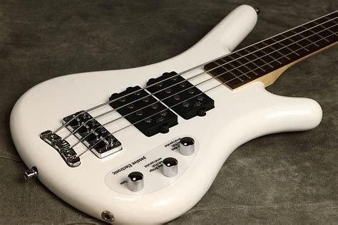 Warwick / Rockbass Series Corvette $$ 4st White High Polish 【アウトレット特価】 | イシバシ楽器