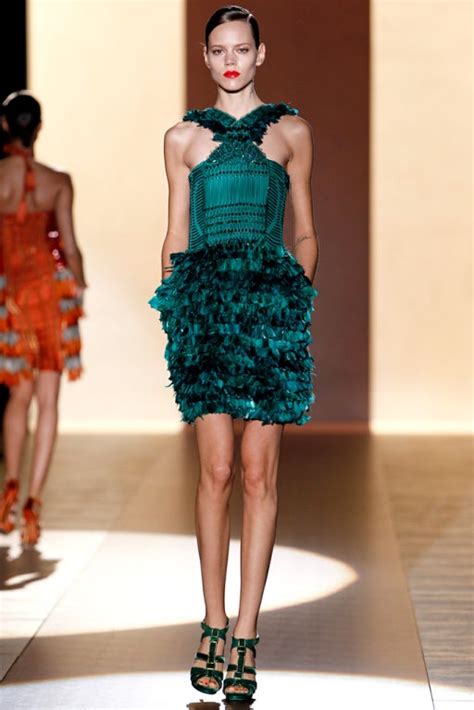 New GUCCI GREEN FEATHER DRESS at 1stDibs | emerald green feather dress, green feather dresses