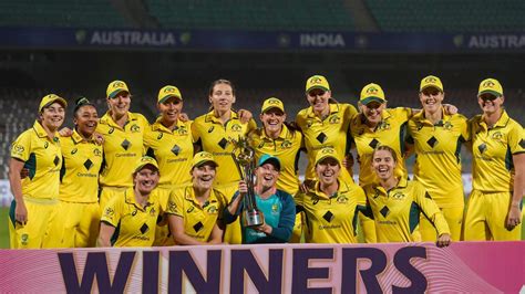 Women's cricket: Aussies beat India by 7 wkts in 3rd T20 to win series 2-1 | News - Business ...