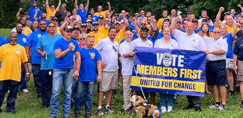 New Leadership, New Direction in Major Midwest Teamsters Local By: Beth Breslaw - MIDWESTERN ...