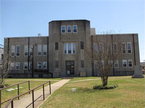 St. Helena Parish Courthouse - Greensburg LA - Living New Deal