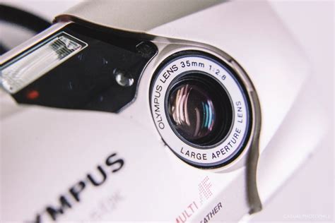 Olympus Mju II Review - a Skeptical Look at a Cult Favorite