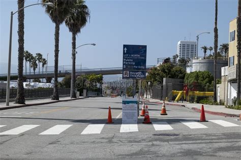 The Pier and Car Parking of Santa Monica Beach Editorial Image - Image ...