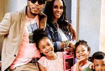 Deitrick Haddon & Family In New Music Video “Open Door Season” - Paperblog