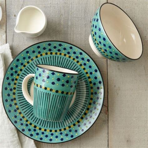 32 Colorful Dishes to Brighten Up Mealtime | Modern dinnerware, Dinnerware set modern ...