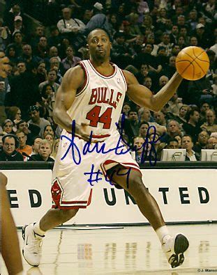 Autographed ADRIAN GRIFFIN Chicago Bulls Photo - Main Line Autographs