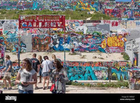 Austin graffiti park castle hill hi-res stock photography and images ...