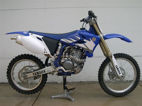 2005 Yamaha YZ 250 F - Moto.ZombDrive.COM