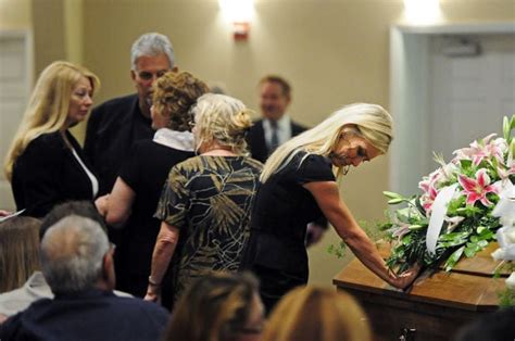 Photos: Final farewell to Mindy McCready | Entertainment | tucson.com