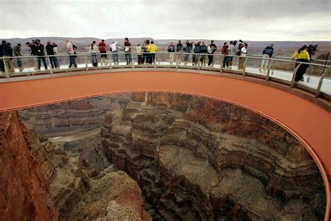 28-Year-Old Man Jumps to His Death at Grand Canyon Skywalk | iHeart