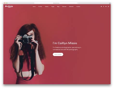 20 Best Bootstrap Portfolio Templates 2024 - Colorlib