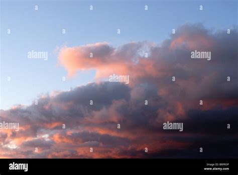 DRAMATIC SUNSET CLOUDS Stock Photo - Alamy