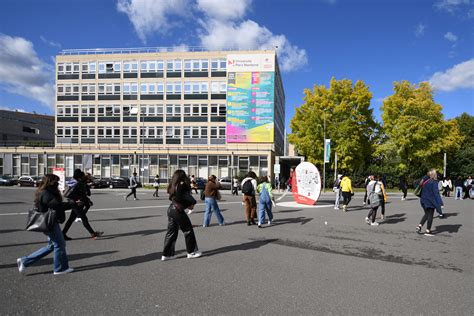 A l’Université Paris Nanterre les journées portes ouvertes se font en ligne et en présentiel ...