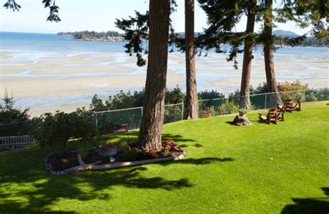 Madrona Beach Resort (Parksville, British Columbia) - Resort Reviews - ResortsandLodges.com