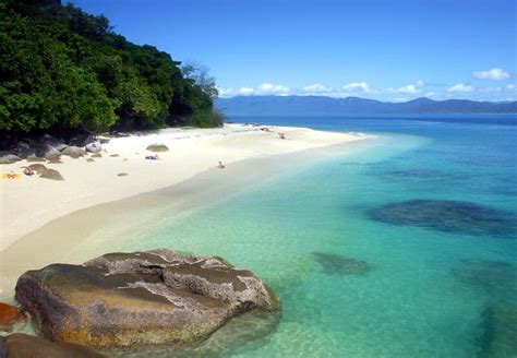 5 best beaches in Cairns