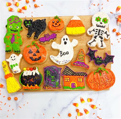 Halloween Friends & Fun Cookie Decorating Kit| Celebrationsinthekitch ...