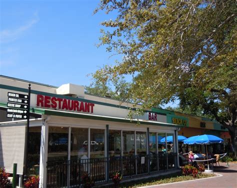 Cafe Alfresco On The Pinellas Trail In Downtown Dunedin Florida