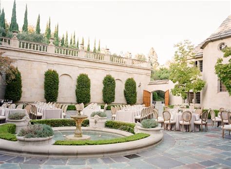 How to Choose the Right Wedding Venue - Bridestory Blog | Southern ...