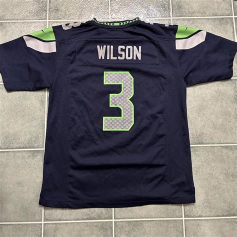 Russel Wilson Jersey Youth Large - Depop