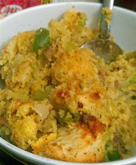 Cornbread and Sausage Dressing Recipe