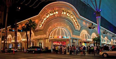 11 Oldest Casinos in Las Vegas - Oldest.org