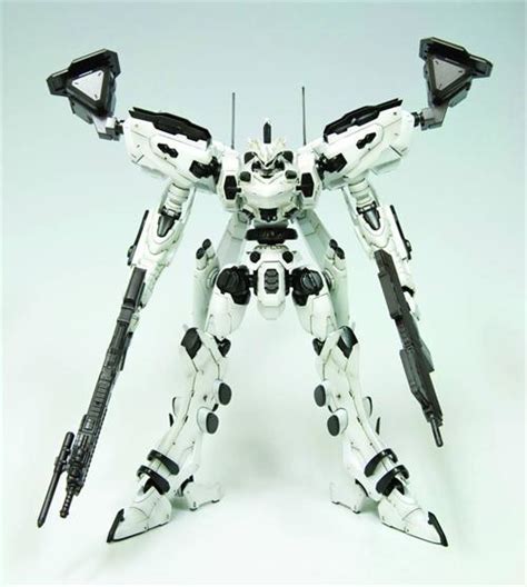 White Glint Fine Scale Model Kit