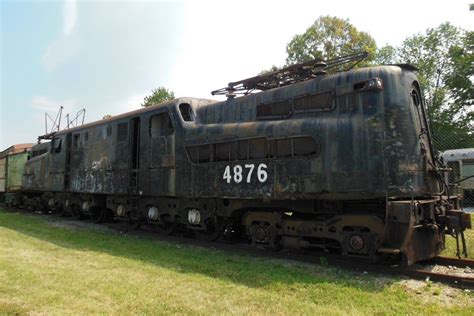 Pennsylvania Railroad (PRR) GG1 No. 4876 | Pennsylvania railroad, Railroad, Train