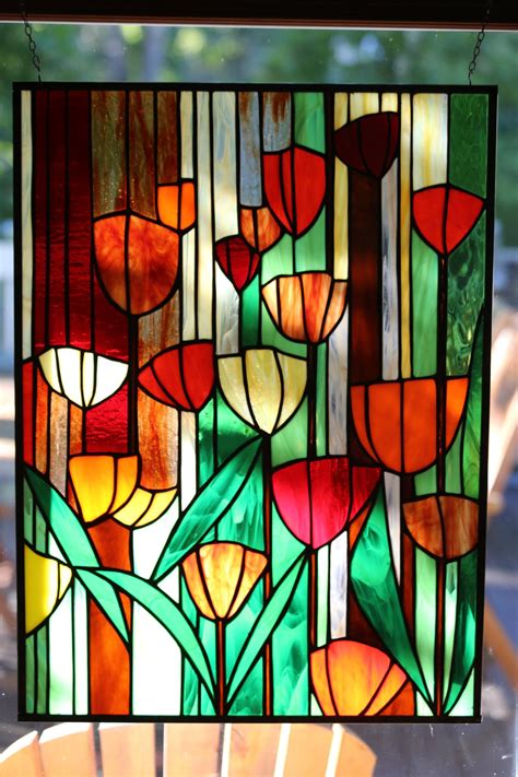 Tulips stained glass panel | Etsy | Vitrail, Etsy, Tulipe