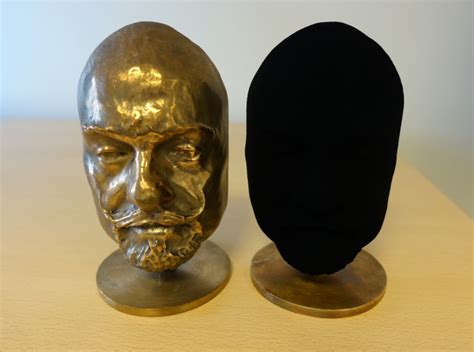 Behold the New Vantablack 2.0, the Art Material So Black It Eats Lasers ...