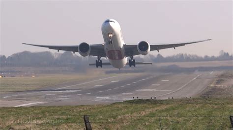 Boeing 777-300 Powerful Takeoff at Birmingham Airport - YouTube