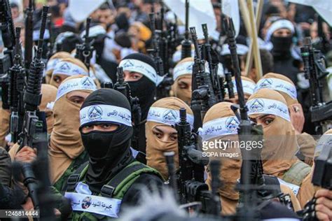 Fatah Al Aqsa Martyrs Brigades Photos and Premium High Res Pictures ...