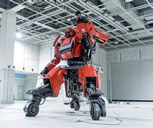 Will These Giant Robots Do Battle? American MegaBot Challenges Japan’s ...