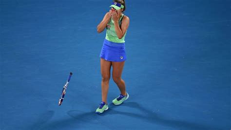 SOFIA KENIN Wins Australian Open Final 2020 in Melbourne 02/01/2020 ...