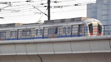 Delhi Metro intensifies drive to ensure Covid-19 norms are followed ...