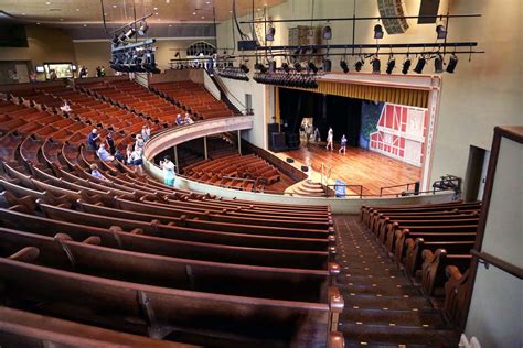 John and Sigrid's Adventures: Ryman Auditorium - Nashville - 6/21/2016