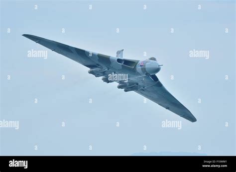 Avro Vulcan XH558 Aircraft Bomber Stock Photo - Alamy