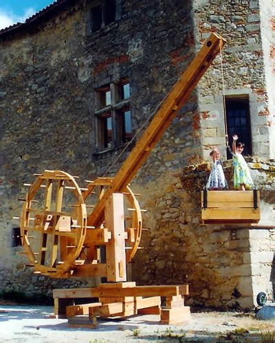 Retour en Auvergne: Projet de grue médievale