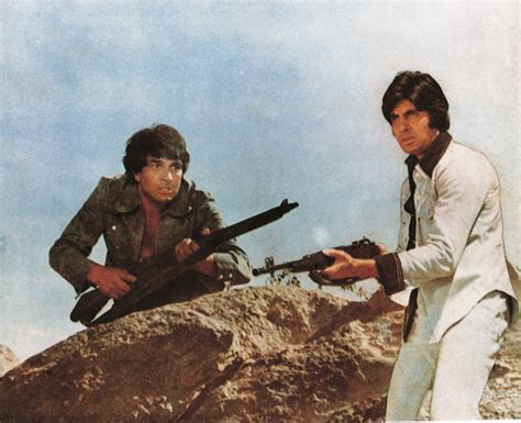 Sholay (1975) – Movie Reviews Simbasible