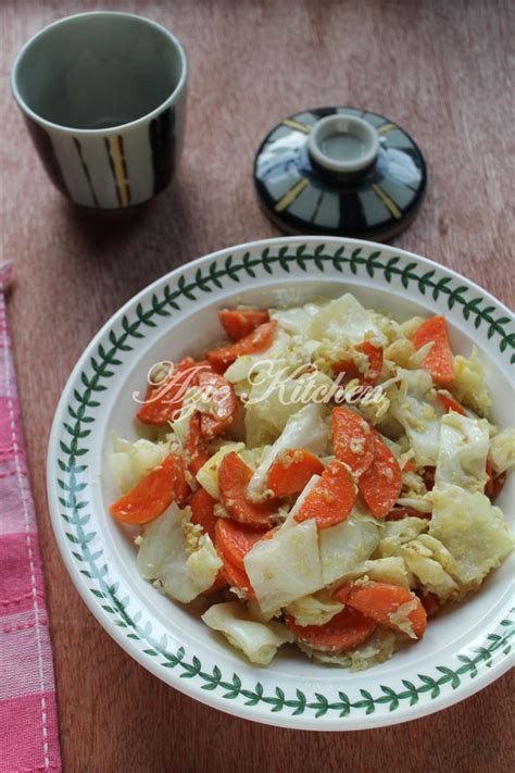 Sayur Kubis Goreng Dengan Telur - Azie Kitchen