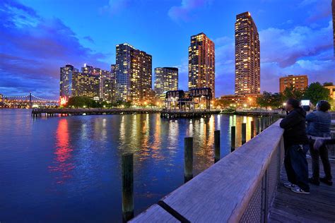 Long Island City Skyline, Nyc Digital Art by Francesco Carovillano - Pixels