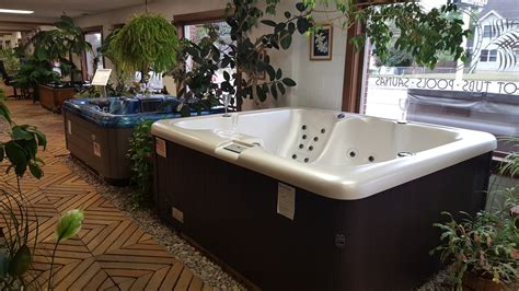 Maax Spa Models | Hot Tubs | Des Moines, IA